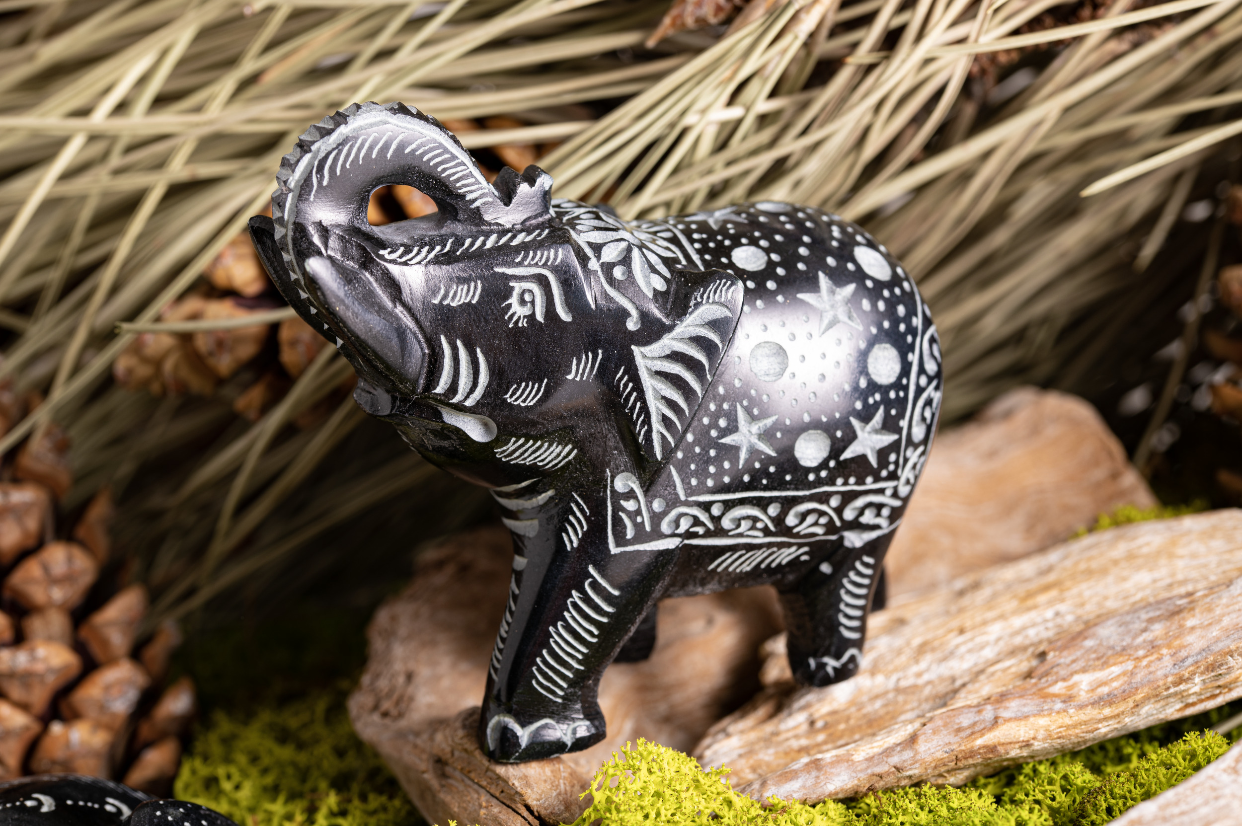 Artikelbild 2 des Artikels “Elefant Statue aus Speckstein “